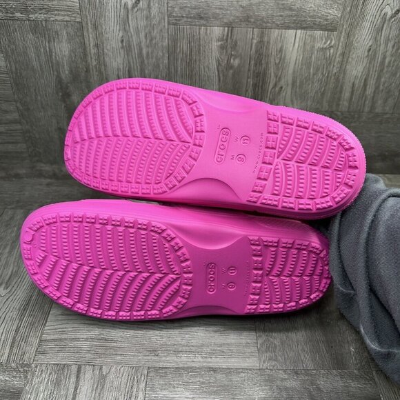 CROCS Classic Women's size 11 Hot Pink Open Toe Sandals - Picture 7 of 7